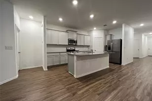 111 Vintage Dr, San Marcos, TX 78666 - Photo 4