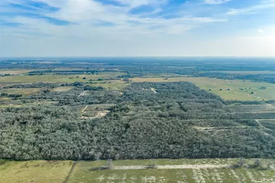 1144 Treetop Lane, Luling, TX 78648 - Photo 16