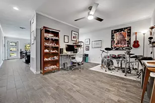 11133 Pinehurst Dr, Austin, TX 78747 - Photo 8