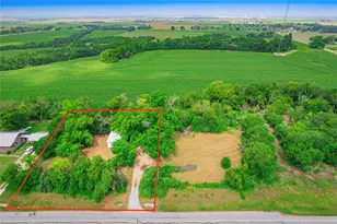 3104 S Main, Taylor, TX 76574 - Photo 2