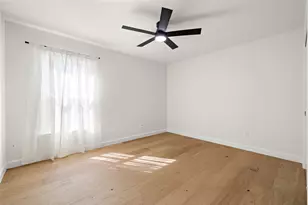 8102 Burrell Dr, Austin, TX 78757 - Photo 20