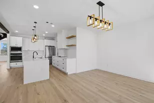 208 Ulupau Cir, Bastrop, TX 78602 - Photo 10