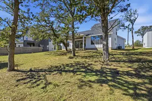 208 Ulupau Cir, Bastrop, TX 78602 - Photo 30
