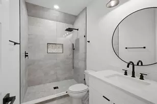 208 Ulupau Cir, Bastrop, TX 78602 - Photo 24