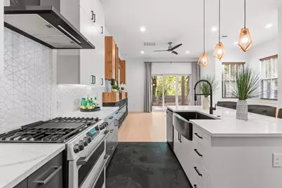 3304 E 17th Street #B, Austin, TX 78721 - Photo 14