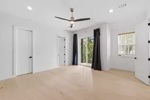 3304 E 17th St, Austin, TX 78721 - Photo 20