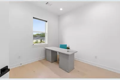 3304 E 17th Street #B, Austin, TX 78721 - Photo 24