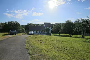 708 Cowal Dr S, Spicewood, TX 78669 - Photo 18