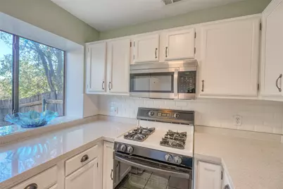 1411 Gracy Farms Lane #41, Austin, TX 78758 - Photo 8