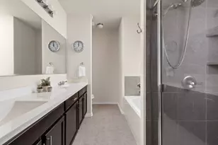 3816 Breckenridge Dr, Austin, TX 78744 - Photo 10