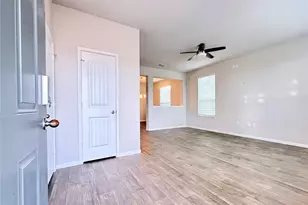 10502 Fulton Ave, Austin, TX 78754 - Photo 4