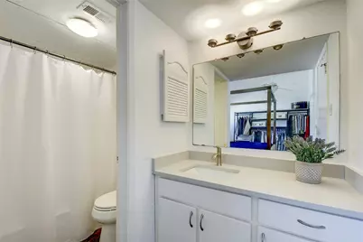 1818 S Lakeshore Boulevard #30, Austin, TX 78741 - Photo 14