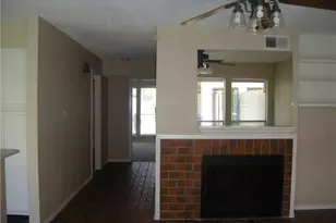 2110 Rio Grande St, Austin, TX 78705 - Photo 4