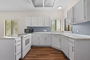 12753 Burson Dr, Manchaca, TX 78652 - Photo 12