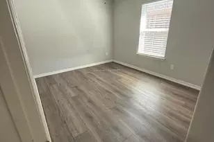 213 Peggy Dr, Liberty Hill, TX 78642 - Photo 10