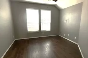 213 Peggy Dr, Liberty Hill, TX 78642 - Photo 2