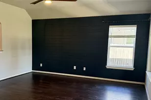 213 Peggy Dr, Liberty Hill, TX 78642 - Photo 10