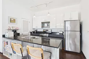 2401 E 6th St, Austin, TX 78702 - Photo 4