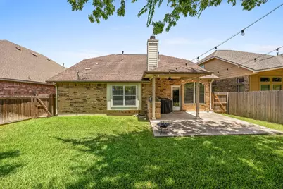 401 Wiltshire Drive, Hutto, TX 78634 - Photo 36