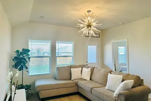 178 Levi Lndg, Kyle, TX 78640 - Photo 4