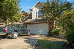 2306 Hayfield Square, Pflugerville, TX 78660 - Photo 2