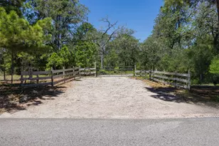 492 S Old Potato Rd, Paige, TX 78659 - Photo 1