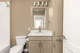 1301 Chicon St, Austin, TX 78702 - Photo 16