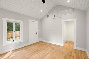 708 Sparks Ave, Austin, TX 78705 - Photo 32