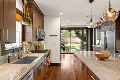 708 Sparks Avenue, Austin, TX 78705 - Photo 16