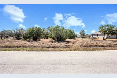 105 Rocky Summit Court, Spicewood, TX 78669 - Photo 12