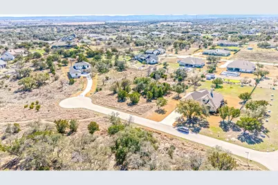 105 Rocky Summit Court, Spicewood, TX 78669 - Photo 1