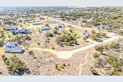 105 Rocky Summit Court, Spicewood, TX 78669 - Photo 4