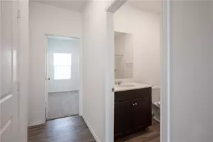 15302 Grenadine Bloom Cv, Del Valle, TX 78617 - Photo 10