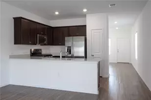 15302 Grenadine Bloom Cv, Del Valle, TX 78617 - Photo 4