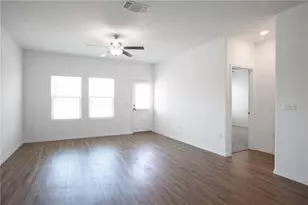 15302 Grenadine Bloom Cv, Del Valle, TX 78617 - Photo 12