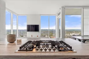 313 W 17th St, Austin, TX 78701 - Photo 2