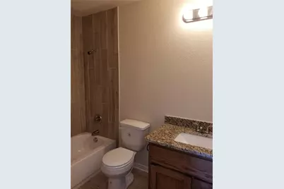 92 Sandstone Drive #B, Jarrell, TX 76537 - Photo 4