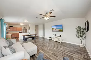 311 Creek Ledge Dr, Hutto, TX 78634 - Photo 18