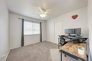 311 Creek Ledge Dr, Hutto, TX 78634 - Photo 28