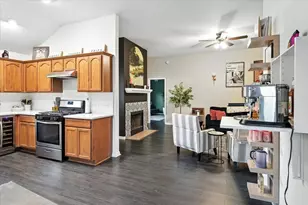6001 Andross Ct, Hutto, TX 78634 - Photo 6