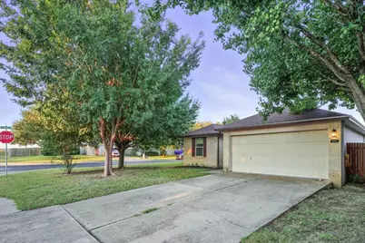 6001 Andross Court, Hutto, TX 78634 - Photo 20
