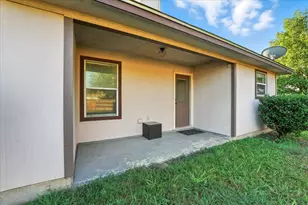 6001 Andross Ct, Hutto, TX 78634 - Photo 18