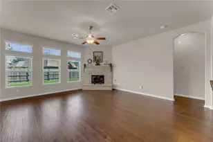 113 Mindy Way, Liberty Hill, TX 78642 - Photo 14