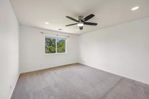 537 Roseberry St, Buda, TX 78610 - Photo 12