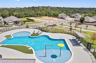 256 Rivers Edge Dr, Georgetown, TX 78628 - Photo 14