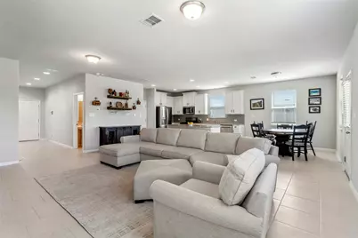 112 Silver Springs Bend, Kyle, TX 78640 - Photo 8