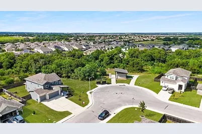 112 Silver Springs Bend, Kyle, TX 78640 - Photo 2