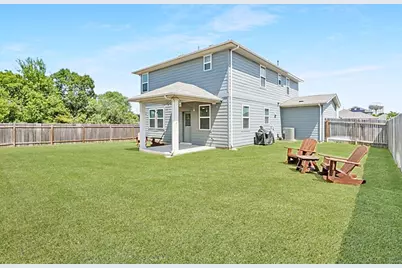 112 Silver Springs Bend, Kyle, TX 78640 - Photo 4