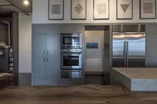 800 W 5th St, Austin, TX 78701 - Photo 12