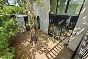 3004 Fontana Dr, Austin, TX 78704 - Photo 16